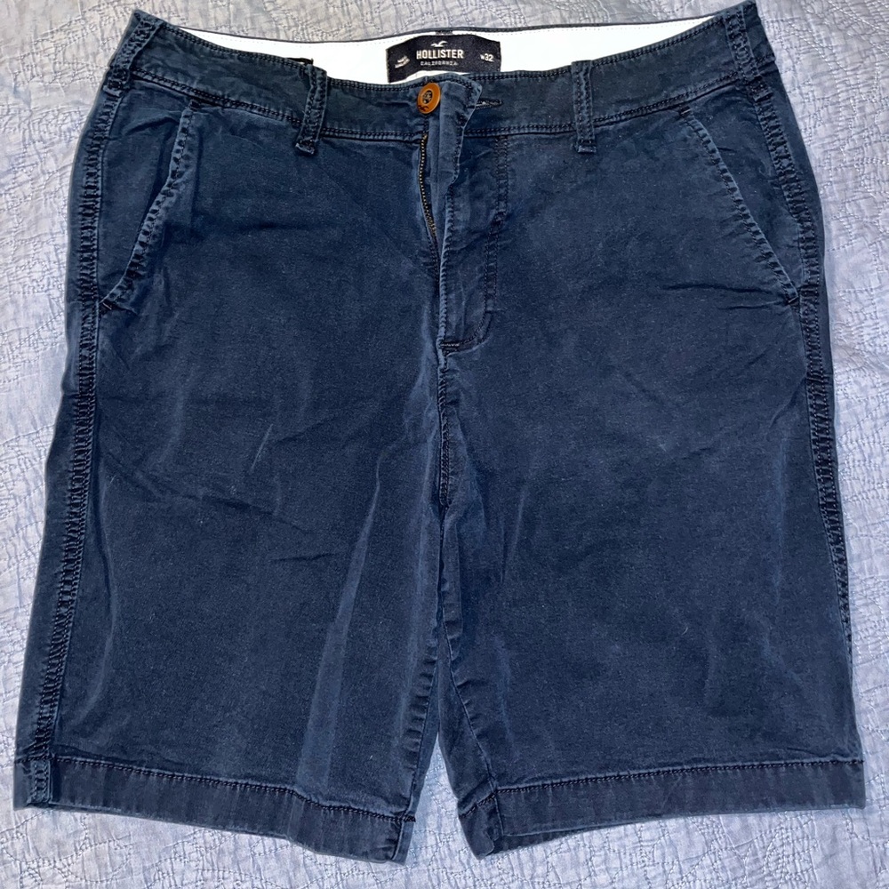 Hollister Flat Front Shorts 9”